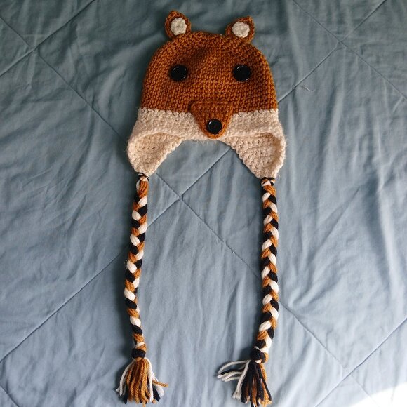 Fox Crocheted Kids Fall/Winter Hat Unisex One Size NM condition - Picture 1 of 3